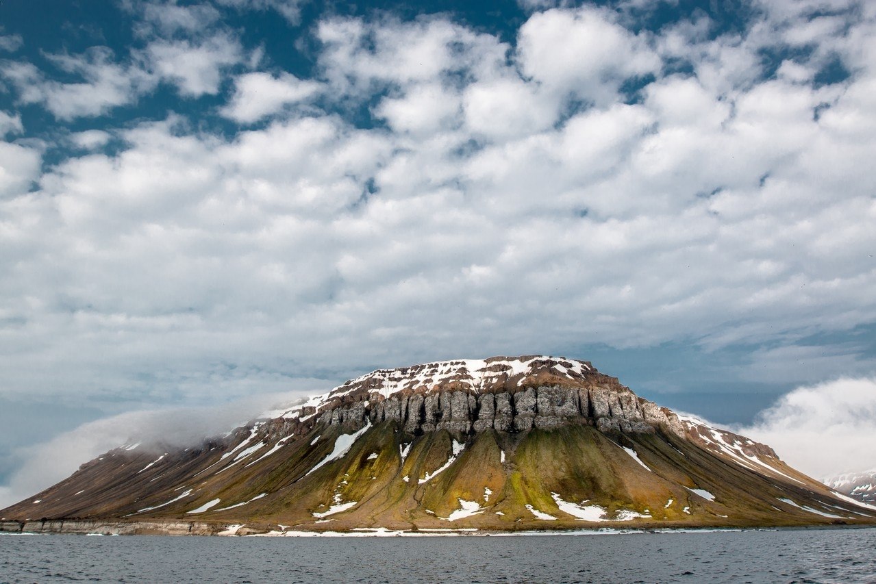 Arctic Cruises Longyearbyen & Franz Josef Land